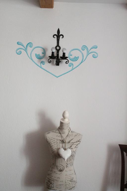 Le Coeur Du Pont Hotel Donnaz Room photo